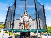 Kinderen trampoline